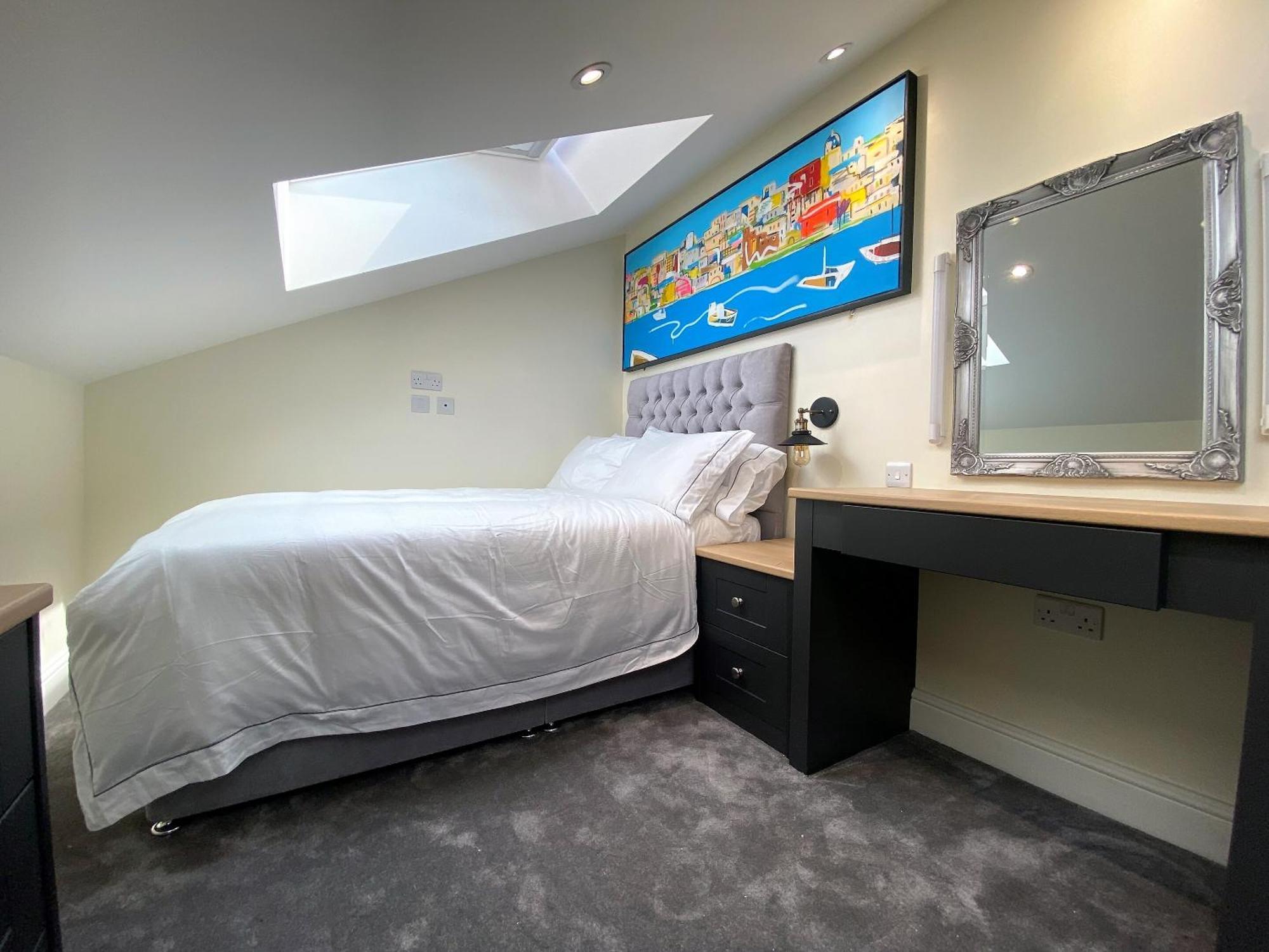 Superb Townhouse Near Vibrant Gloucester Road 布里斯托 外观 照片